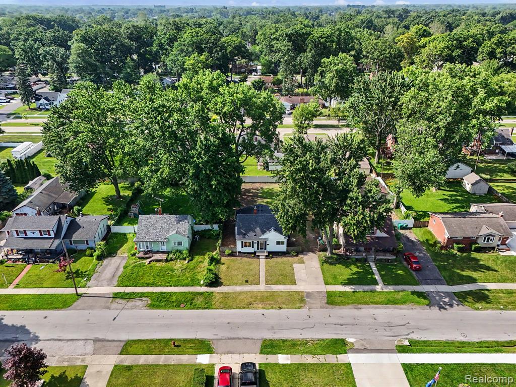 31765 Brown Street, Garden City, MI — Photo 33