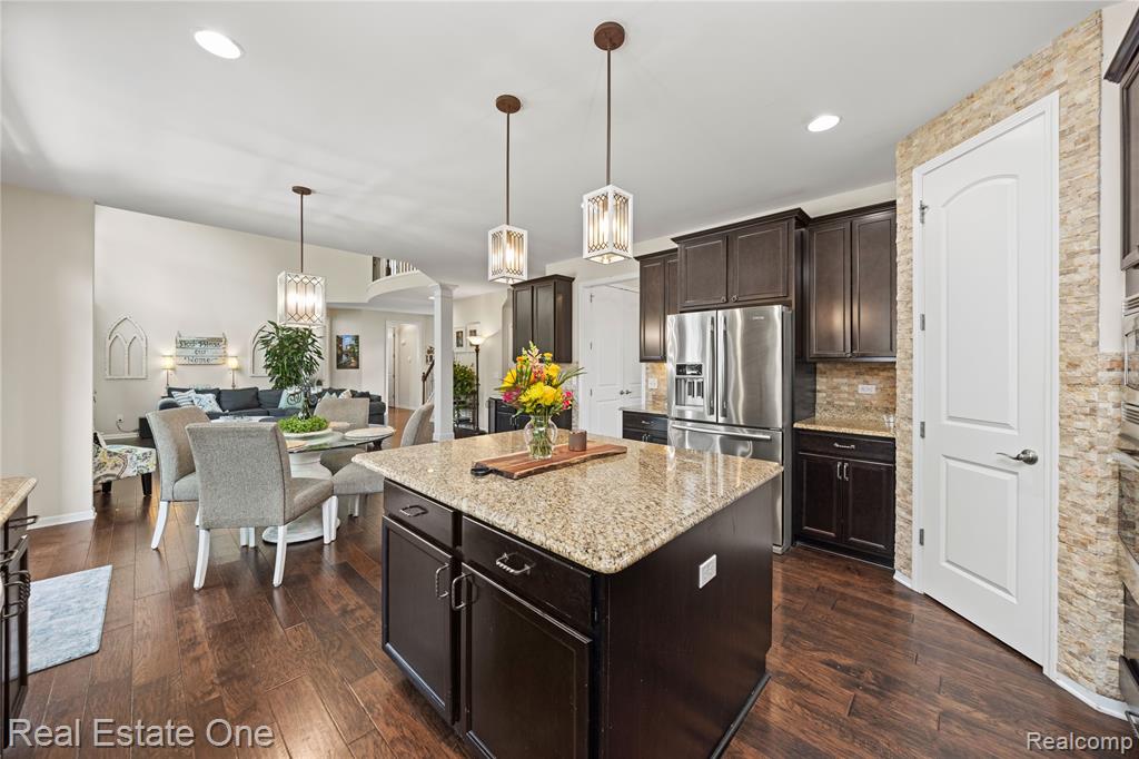 5778 Strawberry Circle, Commerce Twp, MI 48382 — Photo 25