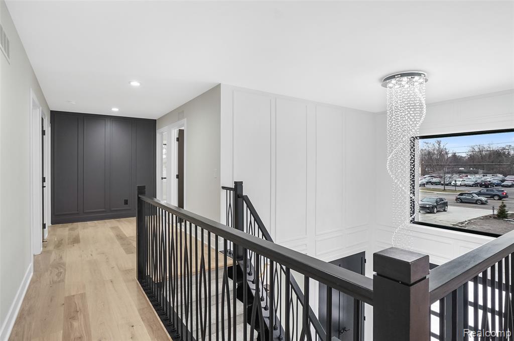 31130 Lahser, Beverly Hills, MI 48025 — Photo 20