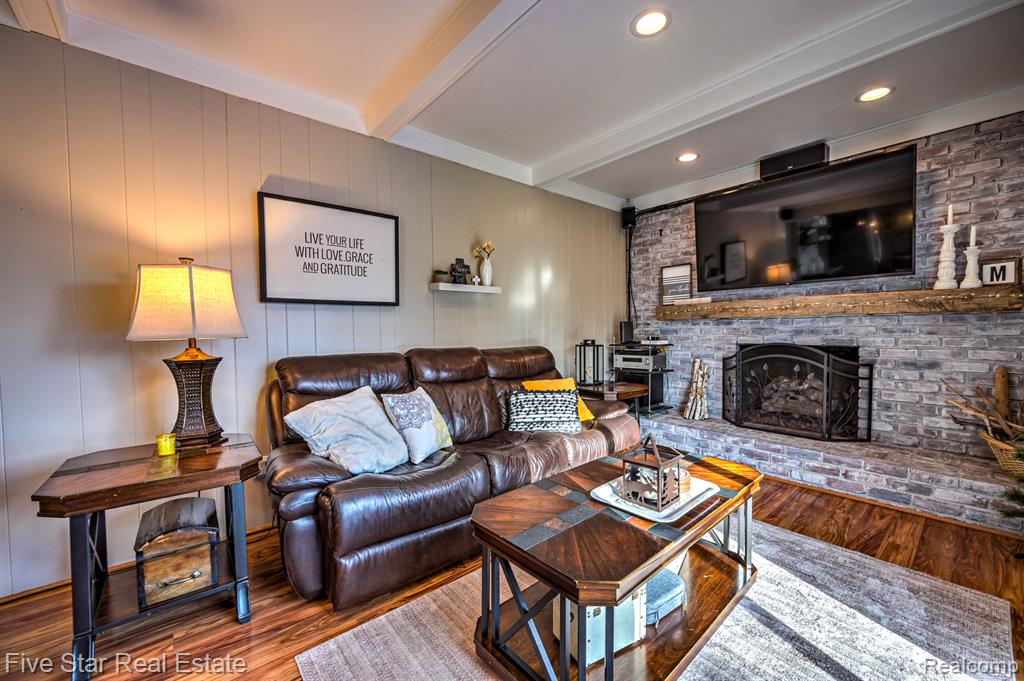 8838 Dublin Way, Sterling Heights, MI 48314 — Photo 22