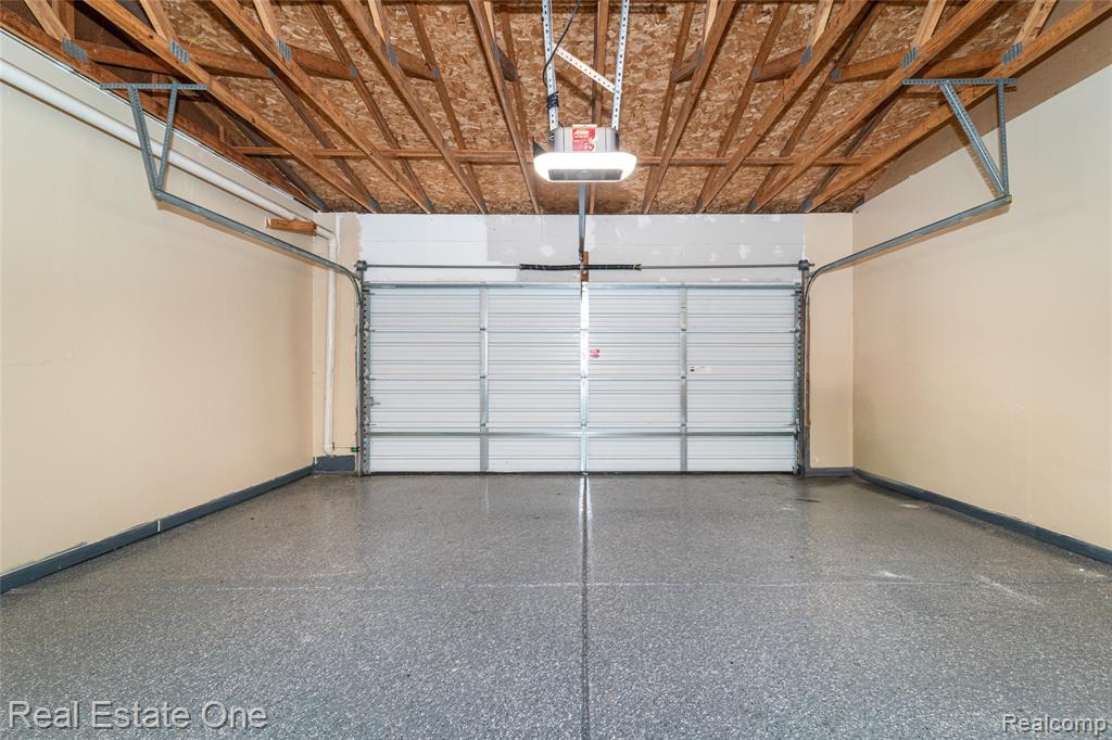 6250 Potomac Circle, West Bloomfield, MI — Photo 32