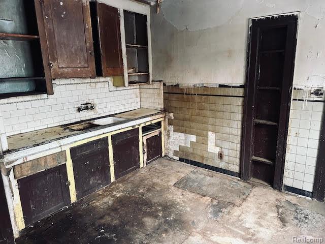 5226 Coplin Street, Detroit, MI 48213 — Photo 9