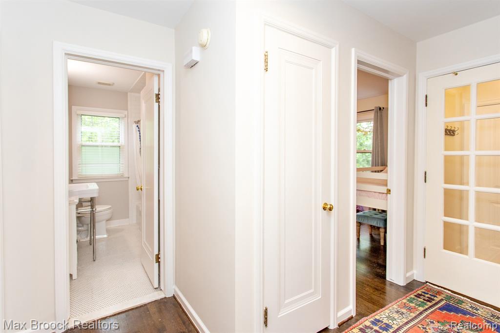 12769 Lasalle Lane, Huntington Woods, MI — Photo 23