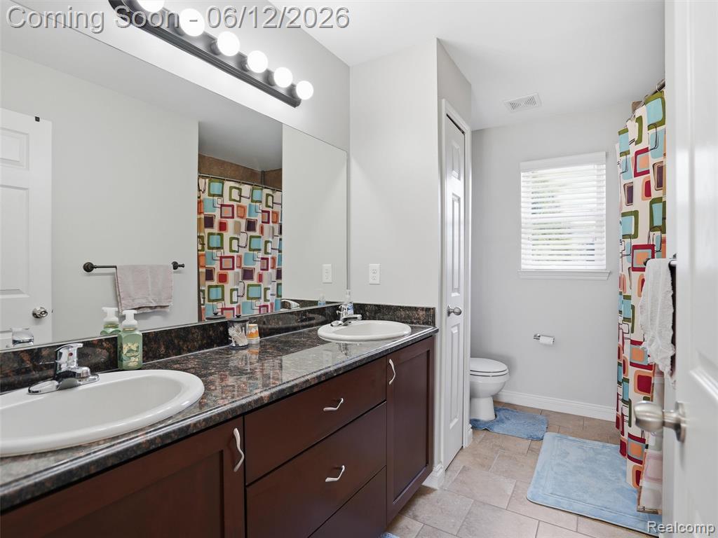 50606 Bredenbury Drive, Macomb, MI 48044 — Photo 29