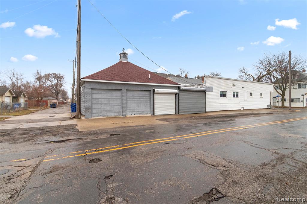 12001 Saint Aubin Street, Hamtramck, MI 48212 — Photo 53