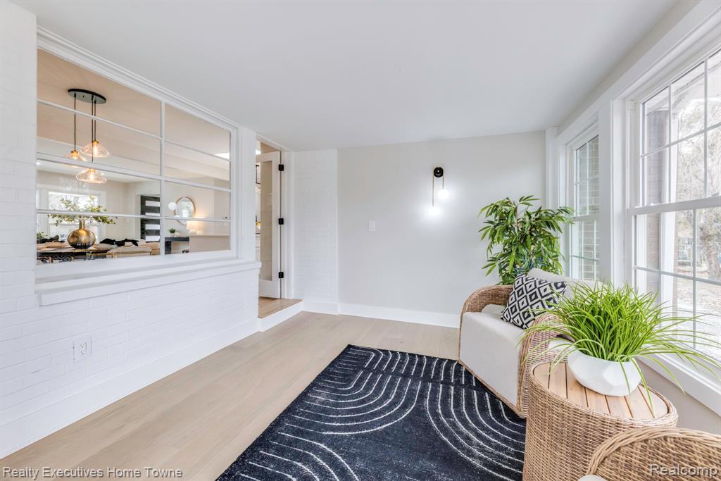 18910 Devonshire Street, Beverly Hills, MI 48025 — Photo 16