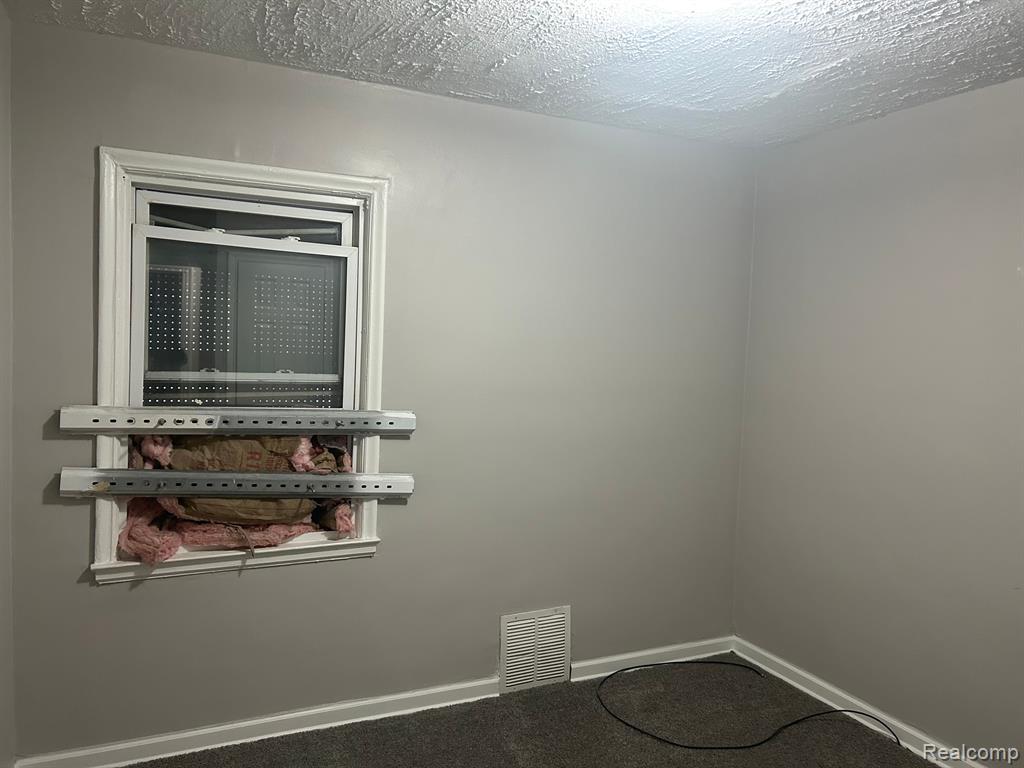 7411 STOUT Street, Detroit, MI 48228 — Photo 11