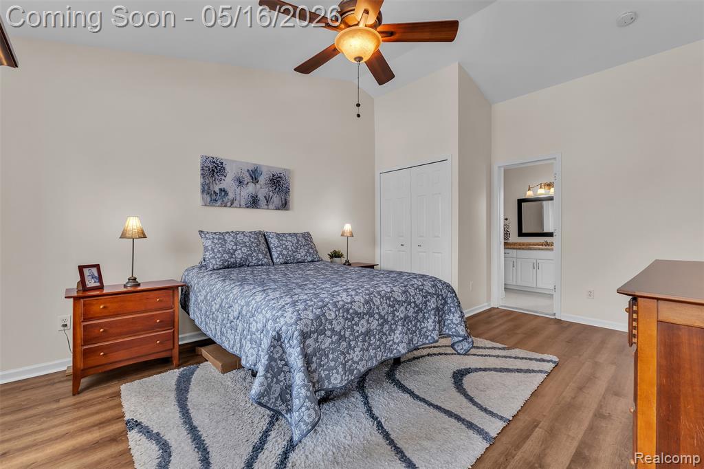 944 S Parkwood Drive, South Lyon, MI 48178 — Photo 32