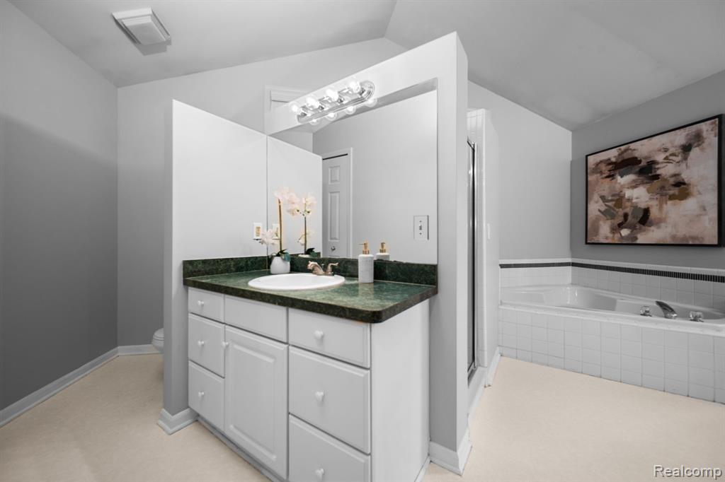 7854 Open Meadows Drive, Brighton, MI 48116 — Photo 27