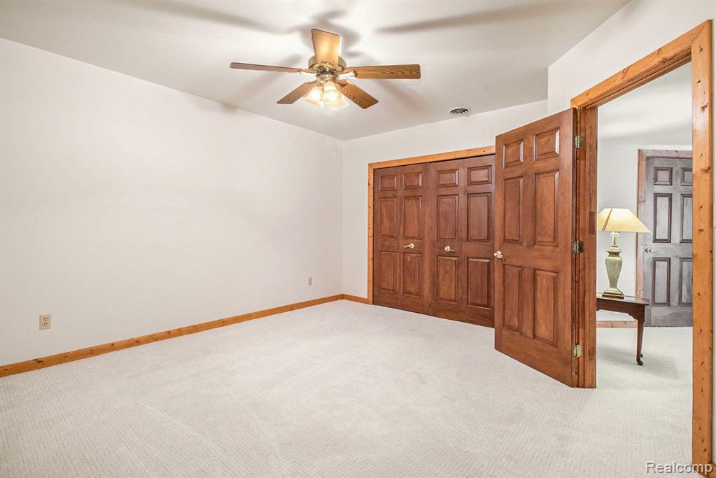 4592 GLEN EAGLES Drive, Brighton, MI 48116 — Photo 32