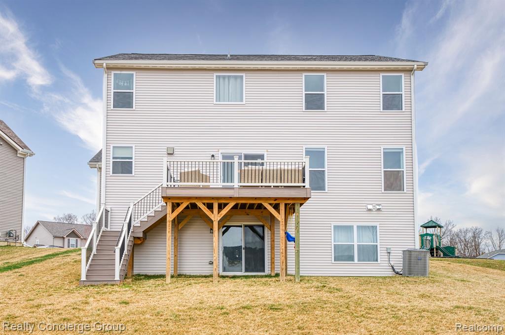 8030 CARSTON Lane, Brighton, MI 48116 — Photo 33