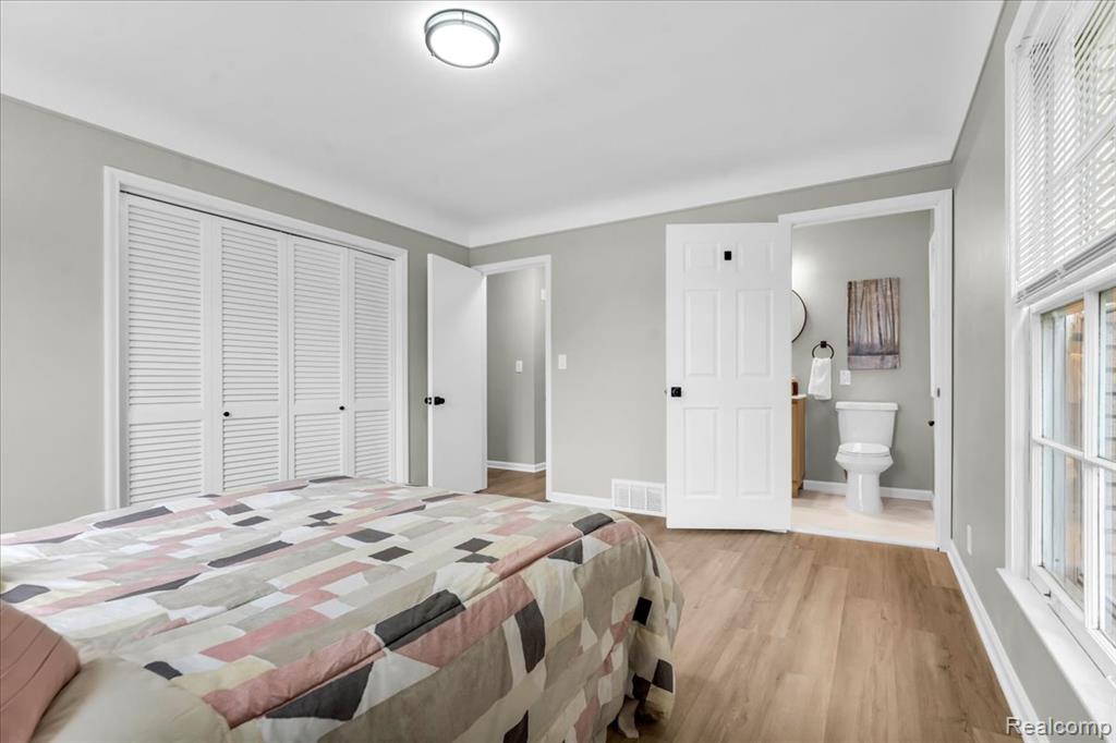 19039 Elsmere Avenue, Eastpointe, MI 48021 — Photo 18