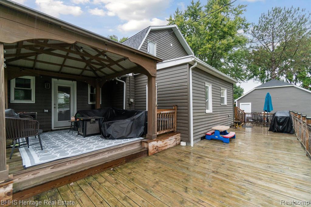 216 N SUMMIT, Webberville, MI 48892 — Photo 48