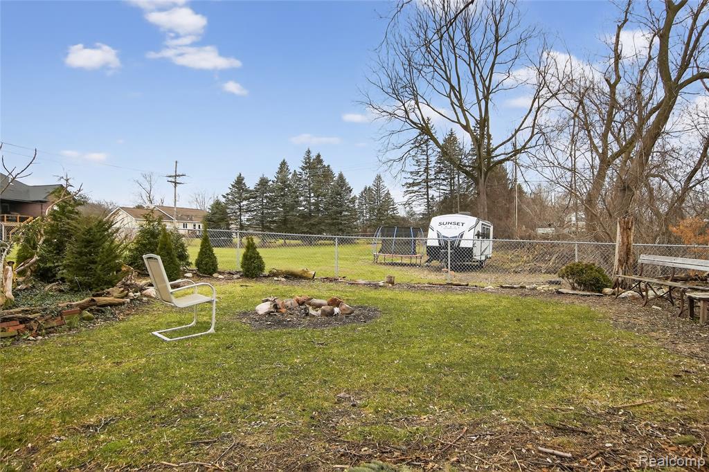 7975 Bendix Road, Brighton, MI 48114 — Photo 71