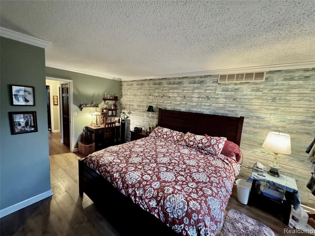 12189 DENTONVIEW Drive, Fenton, MI 48430 — Photo 10