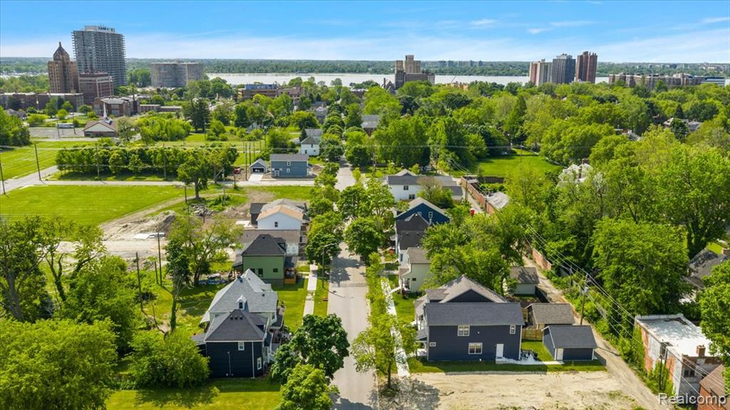 1738 Fischer Street, Detroit, MI 48214 — Photo 52