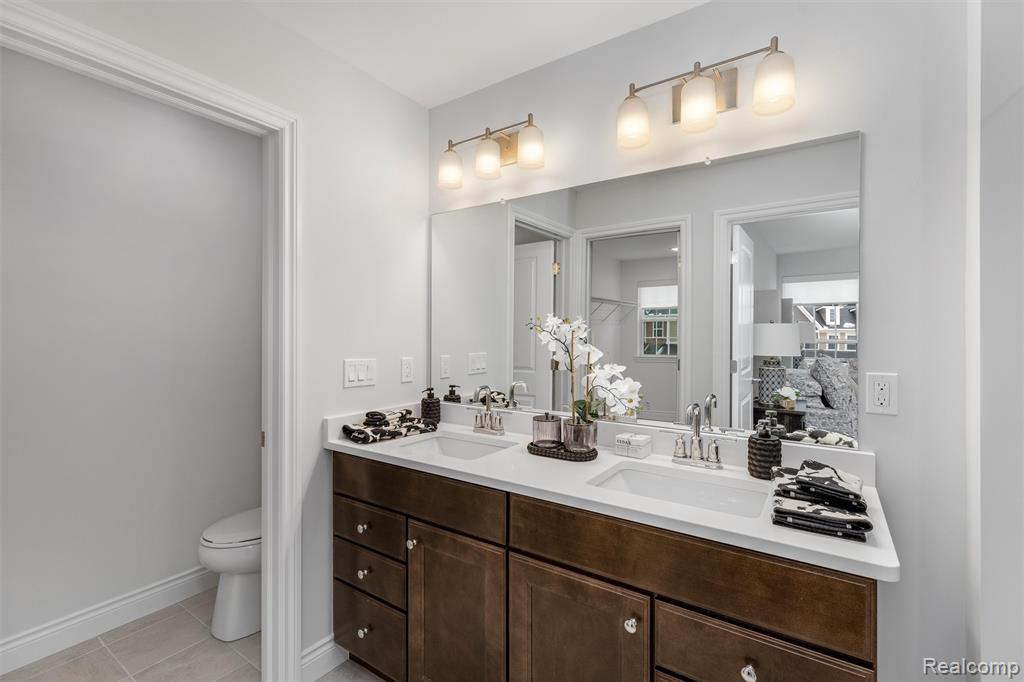 803 Balmoral Ln, Troy, MI 48085 — Photo 25