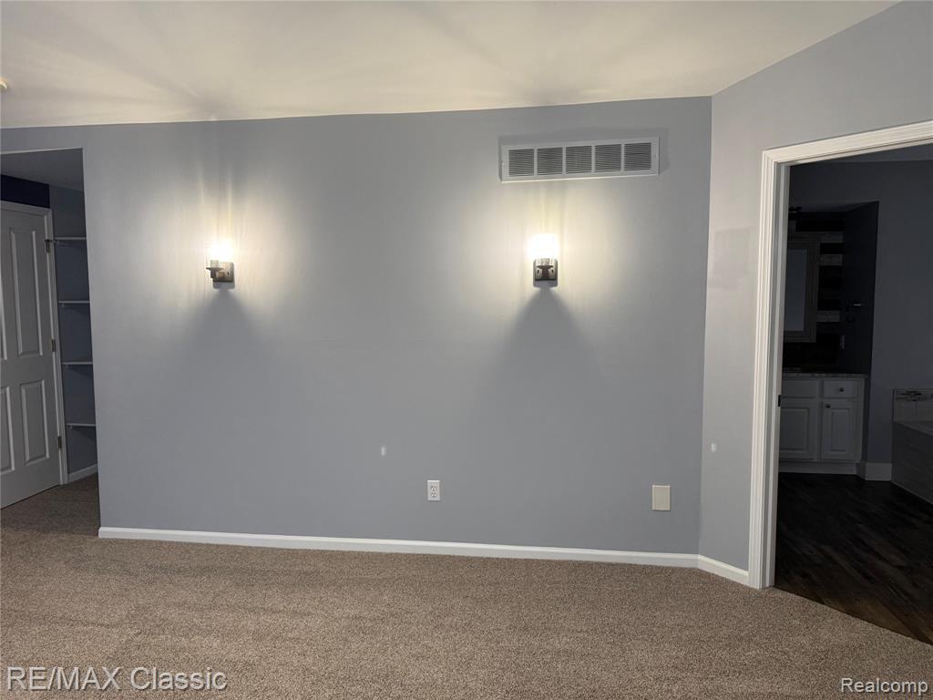 47272 Woodlong Drive, Canton, MI 48187 — Photo 37
