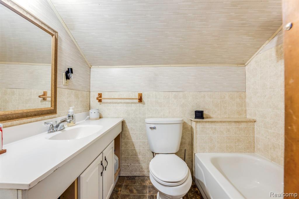 203 S Main Street, Capac, MI 48014 — Photo 40
