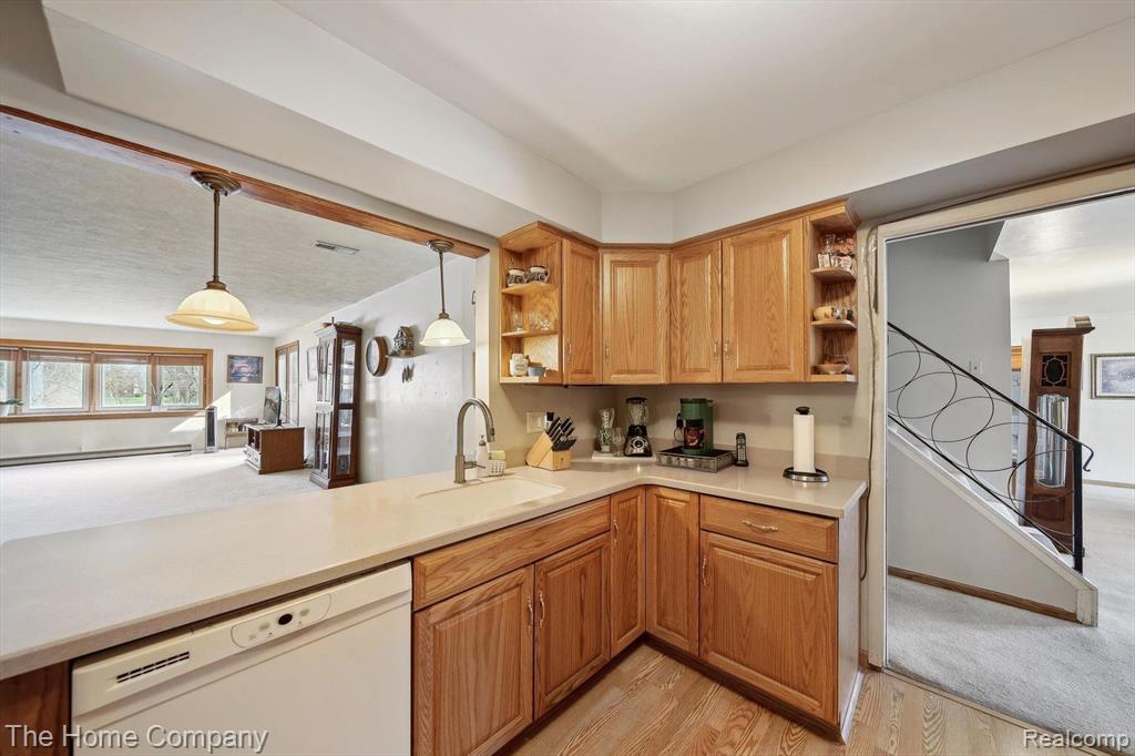 4473 Parkside Boulevard, Allen Park, MI 48101 — Photo 13