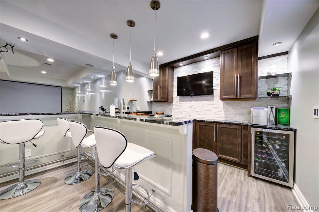 50411 Lansdowne Road, Canton, MI 48188 — Photo 45