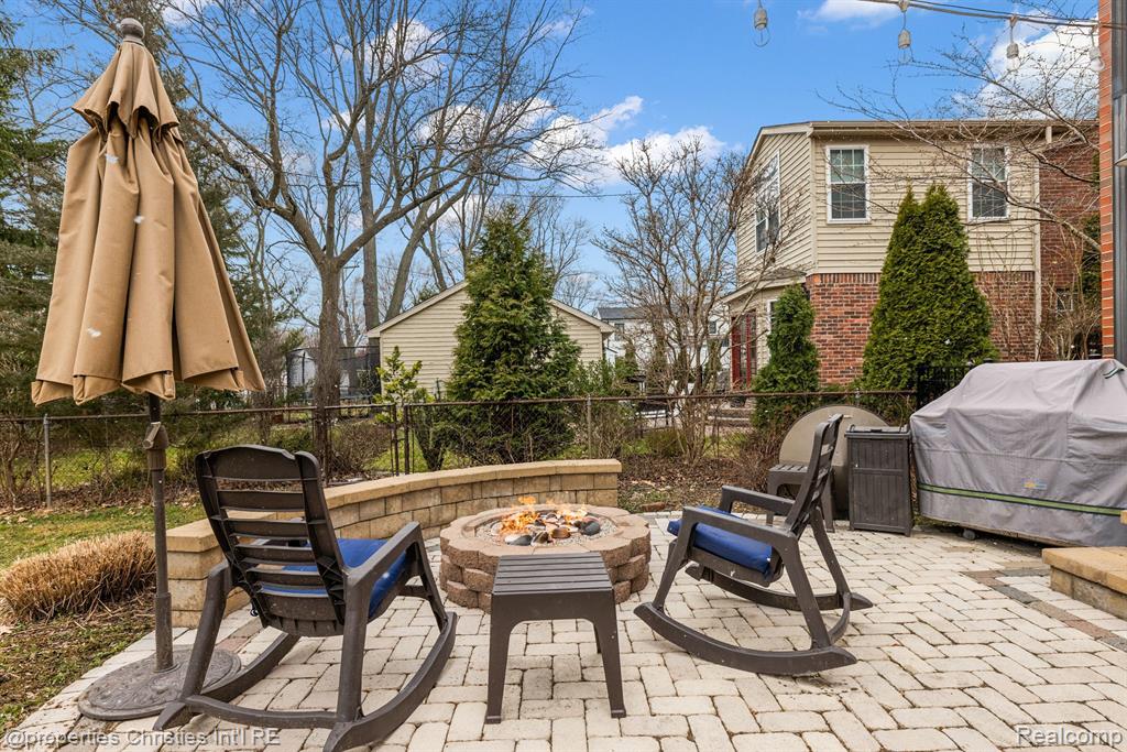 13103 KINGSTON Avenue, Huntington Woods, MI — Photo 57