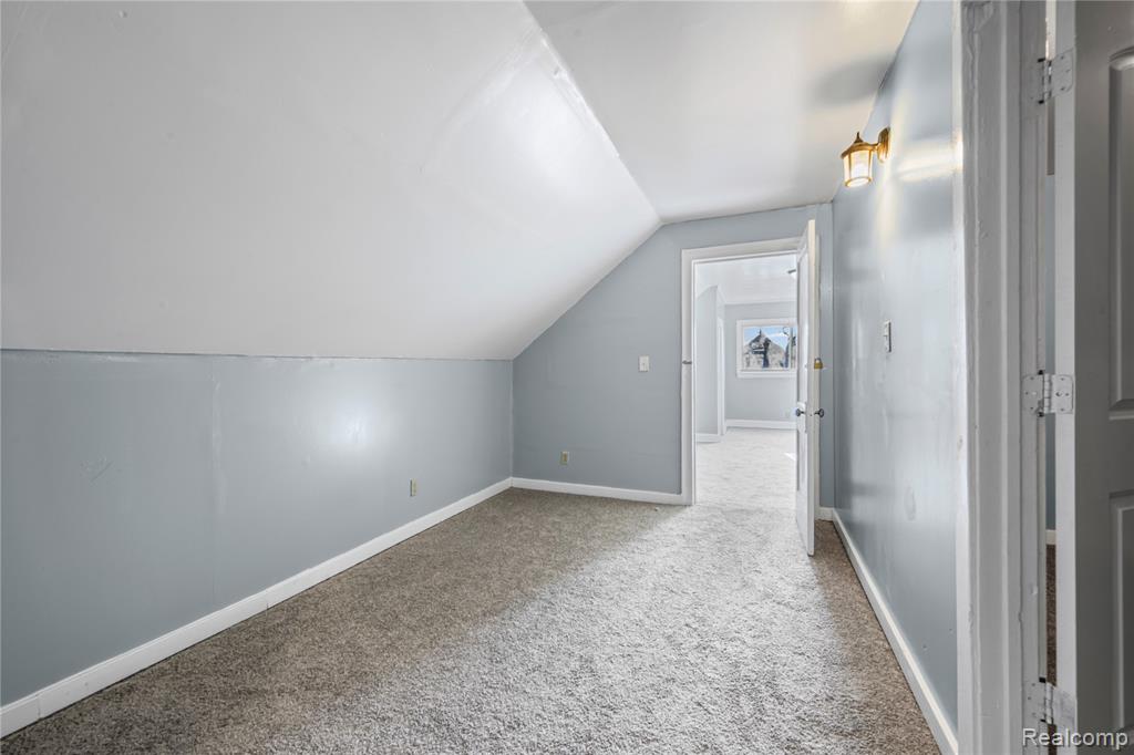 2657 Botsford Street, Hamtramck, MI 48212 — Photo 28
