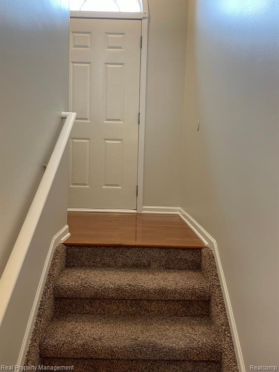 42843 RICHMOND Drive, Sterling Heights, MI 48313 — Photo 8
