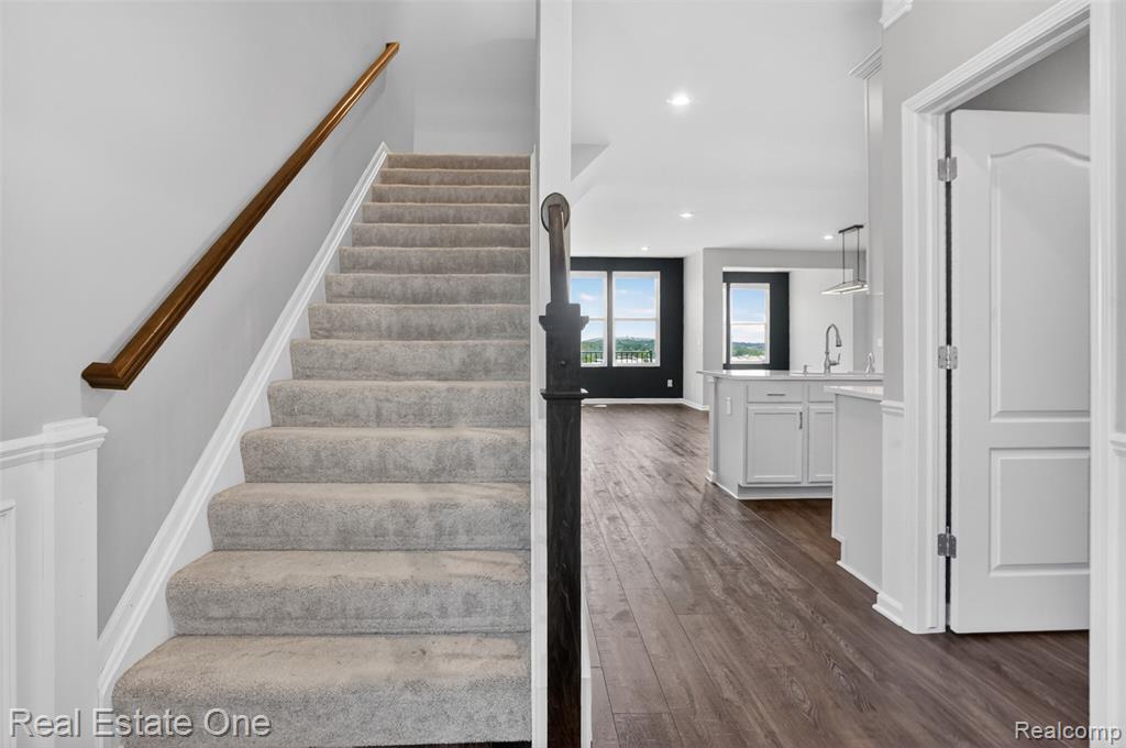 4799 Broomfield Way, Lake Orion, MI — Photo 6