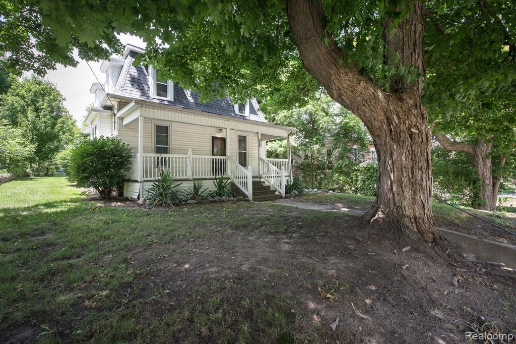 610 S CLINTON Street, Stockbridge, MI 49285 — Photo 29