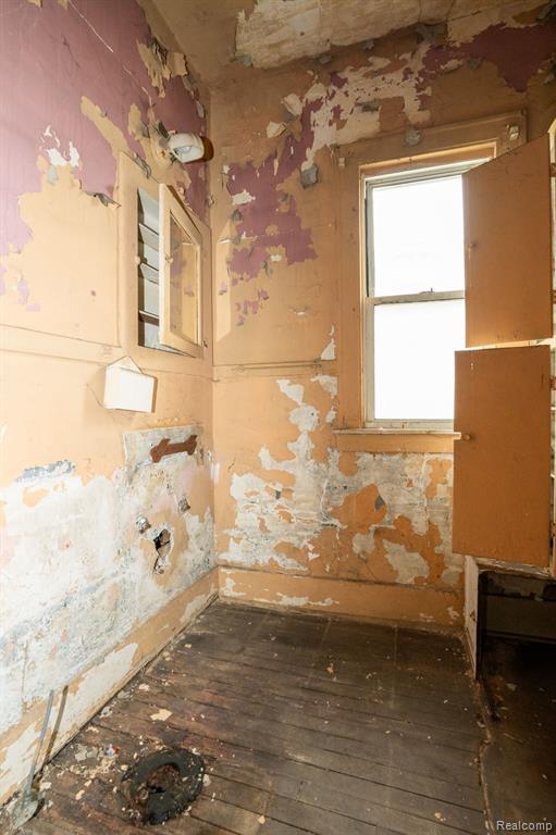 17257 MOENART Street, Hamtramck, MI 48212 — Photo 13