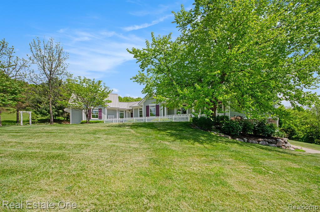 575 Tracy Lane, Milford, MI 48381 — Photo 66