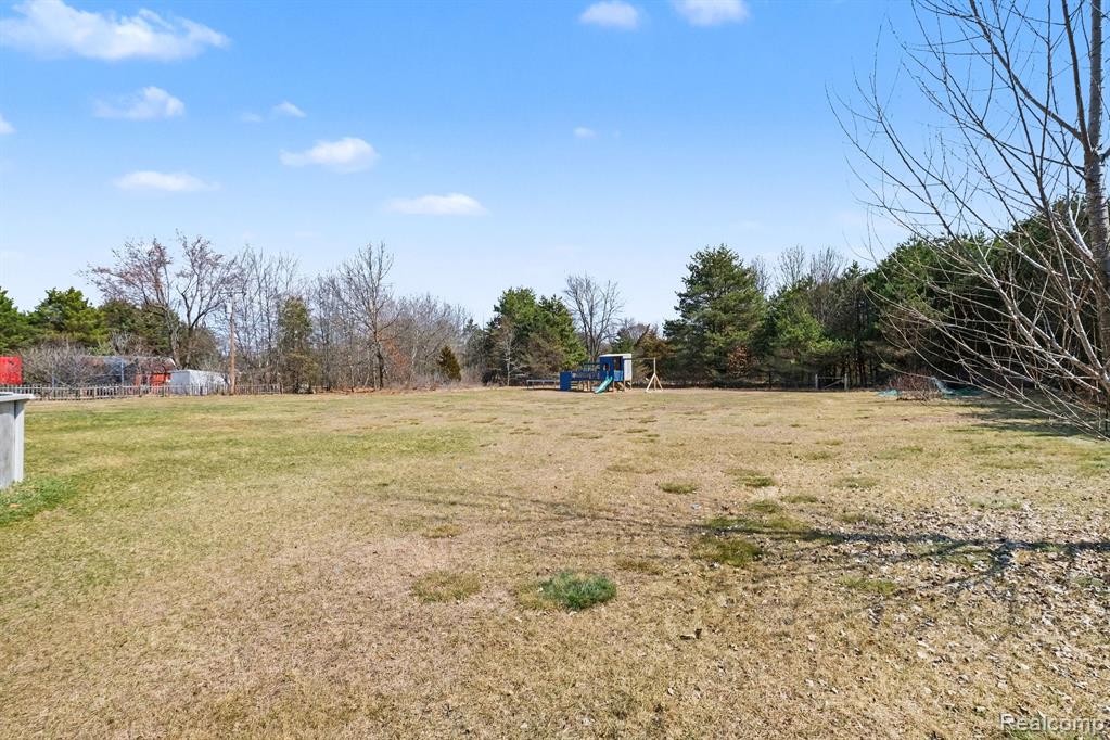 5912 Falkenbury Road, North Branch, MI 48461 — Photo 26