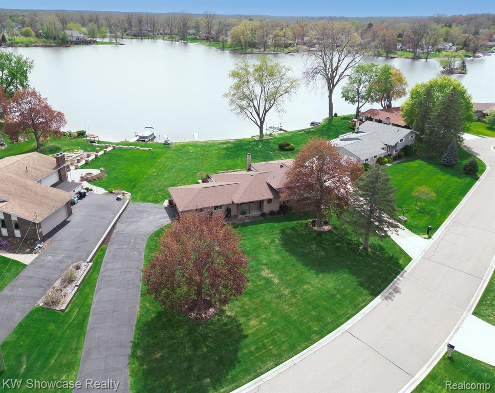 9145 SANDY RIDGE Drive, White Lake, MI — Photo 3