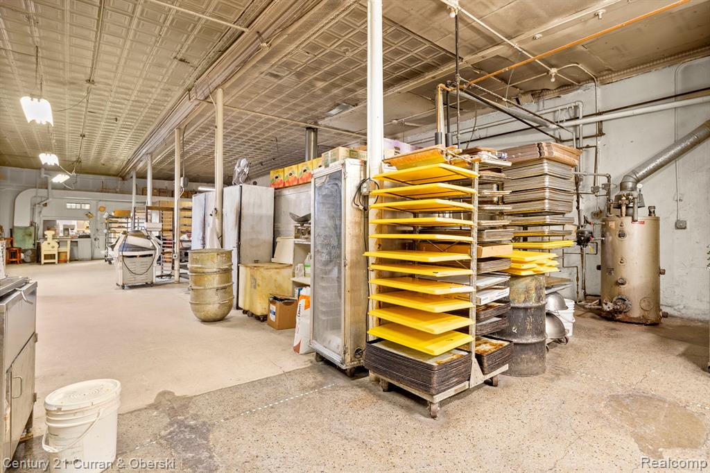 736 E STATE FAIR RD, Highland Park, MI 48203 — Photo 19