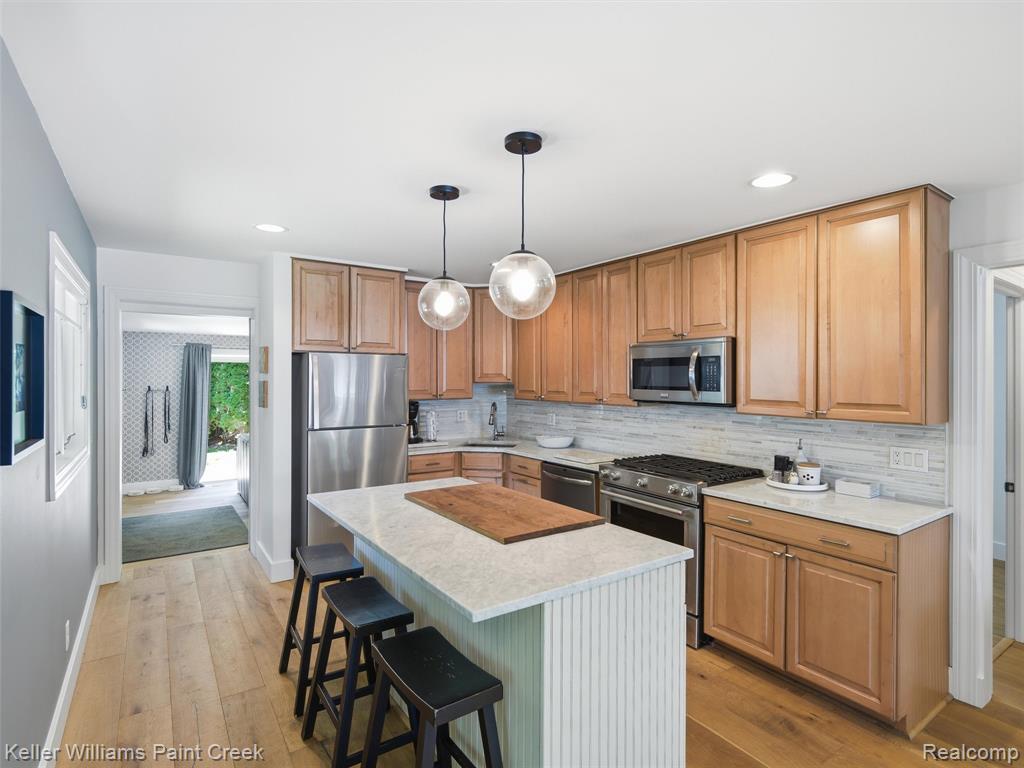 10435 Spring Street, Fenton, MI 48430 — Photo 13