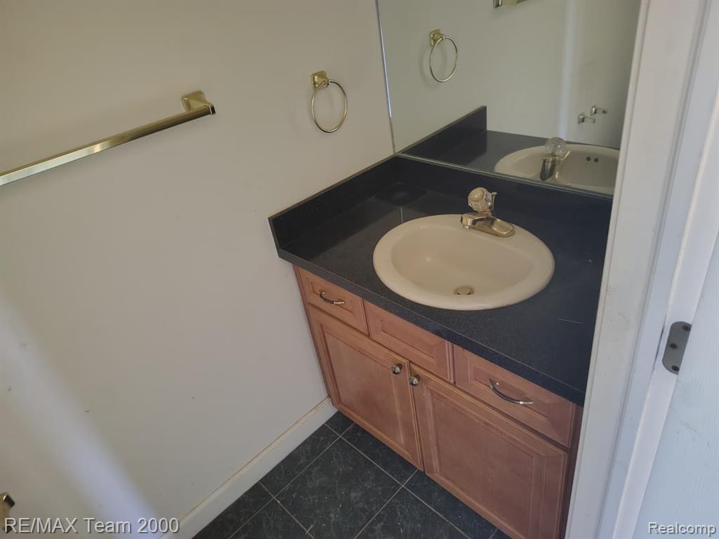 19452 Troy Place, Highland Park, MI 48203 — Photo 14