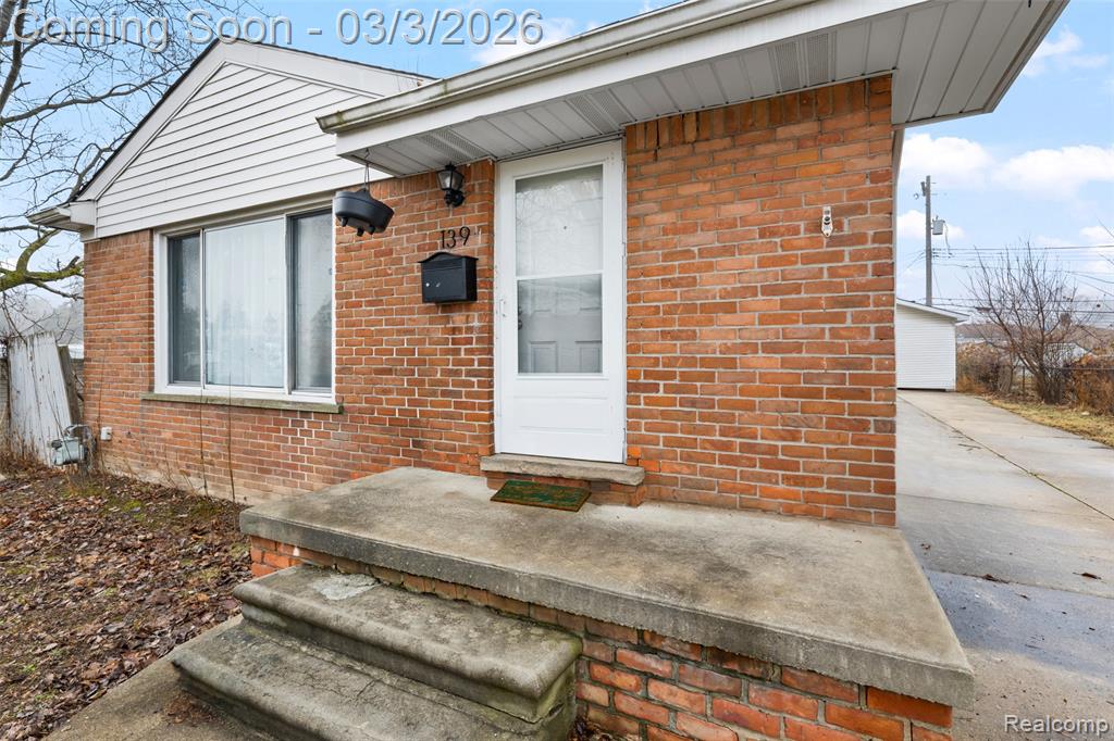 139 Belton Street, Garden City, MI — Photo 4