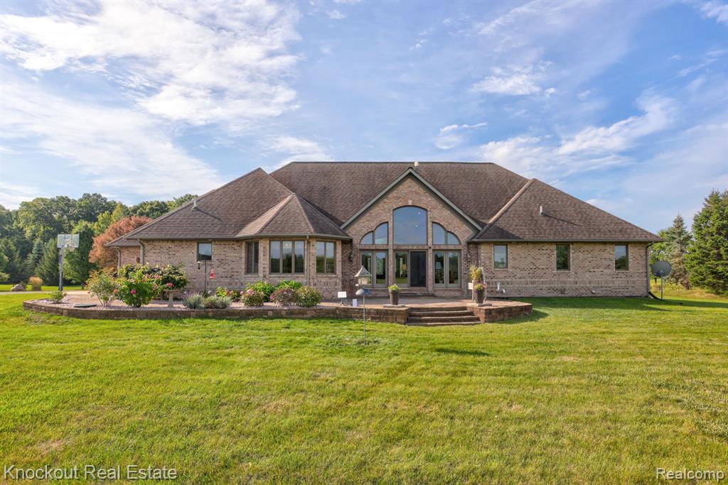 10205 Bradley Road, Frankenmuth, MI 48734 — Photo 47