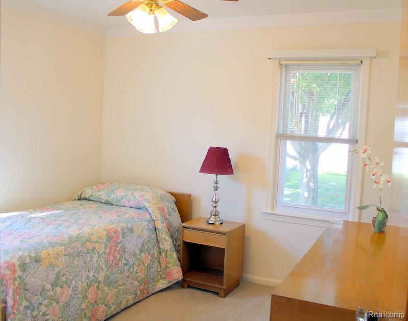 9854 Sterling Avenue, Allen Park, MI 48101 — Photo 22