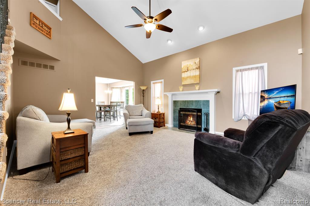 600 TURNBULL Street, Lapeer, MI 48446 — Photo 7