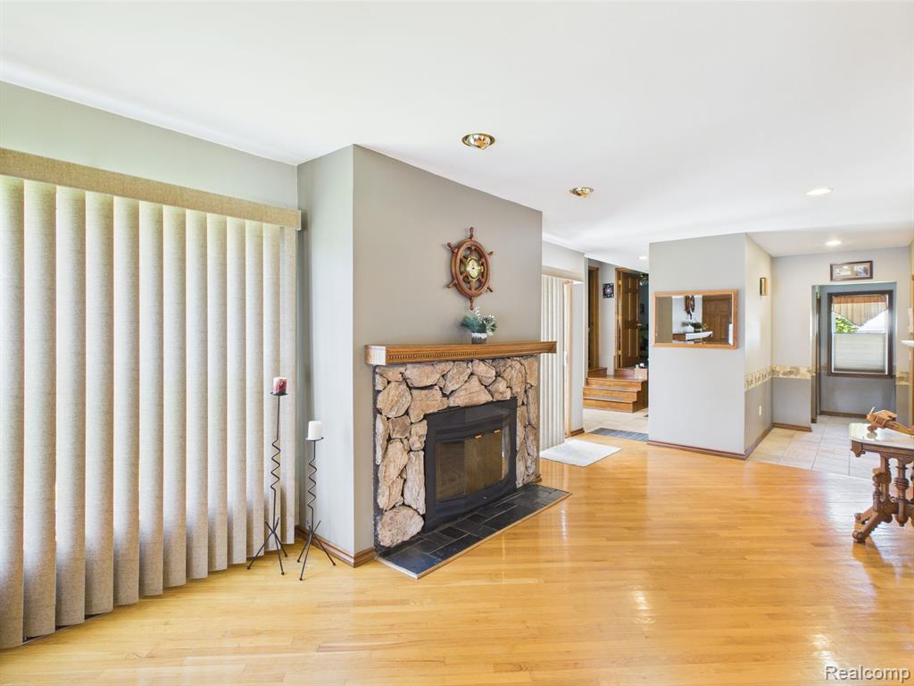 480 PENINSULA Drive, Columbiaville, MI 48421 — Photo 8