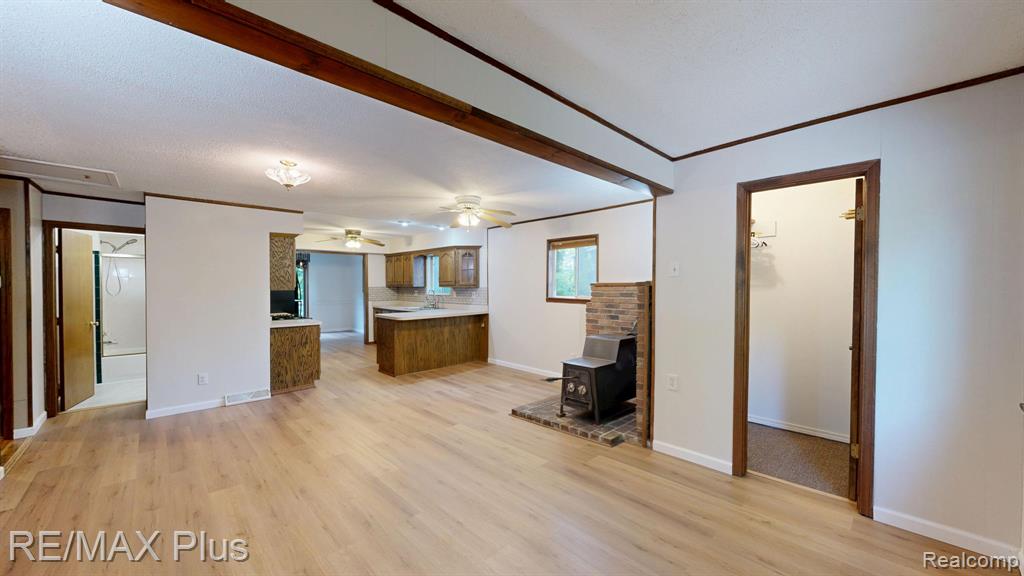 2047 Hickory Drive, Lapeer, MI 48446 — Photo 7