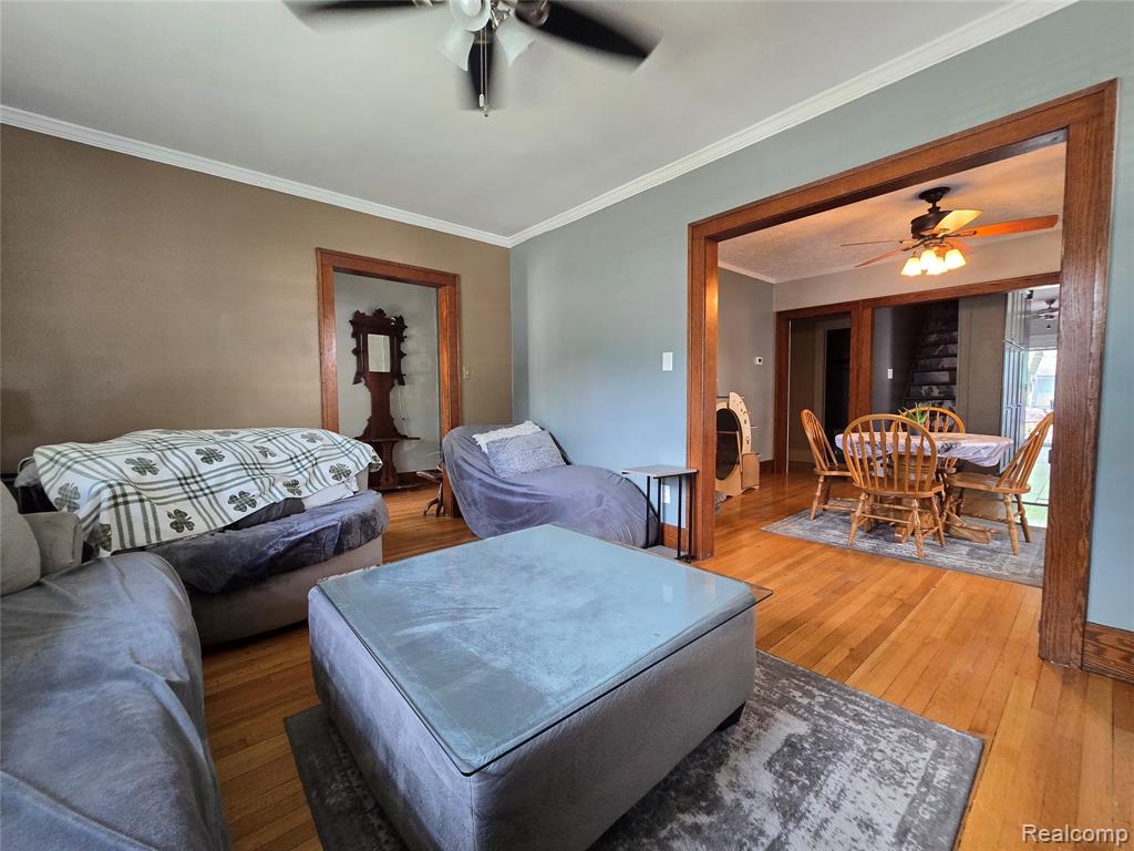22911 Maple Avenue, Farmington, MI 48336 — Photo 9