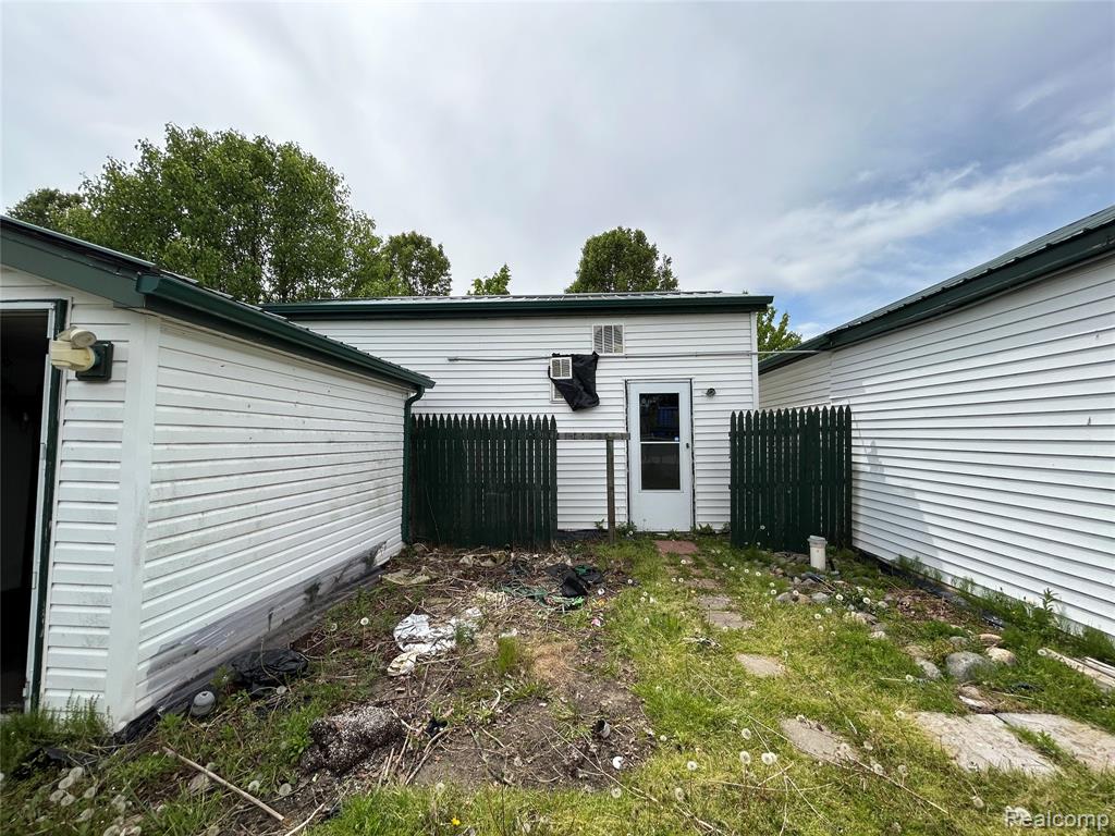 8610 Peck Road, Marlette, MI 48453 — Photo 4