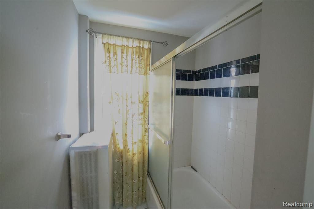 9507 Conant Street, Hamtramck, MI 48212 — Photo 33