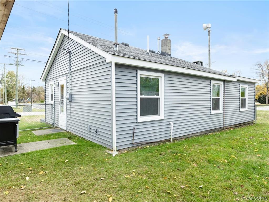 1979 Allen Road, Kimball, MI — Photo 21