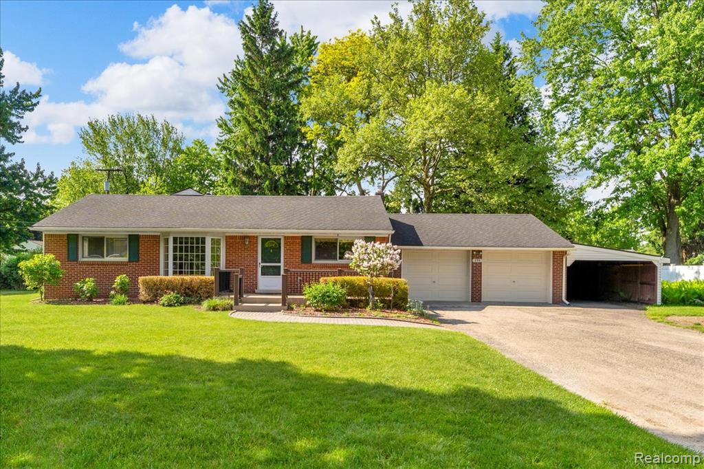 778 Troywood Drive, Troy, MI 48083 — front exterior