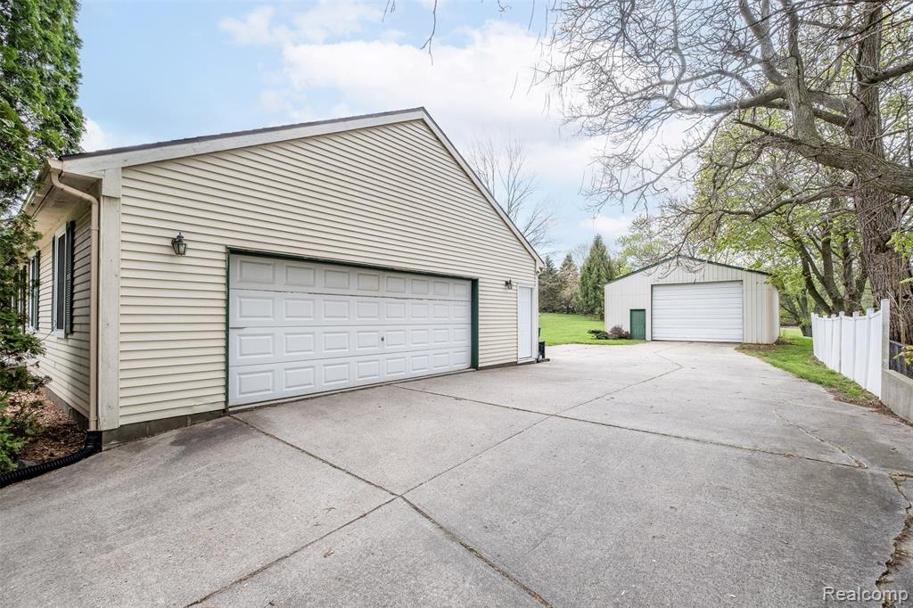 9416 S State Road, Goodrich Vlg, MI — Photo 44