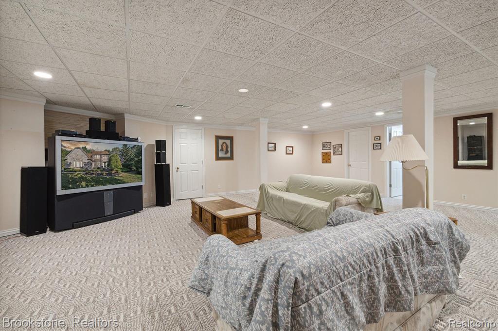 770 LAKEWOOD Drive, Rochester Hills, MI 48309 — Photo 44